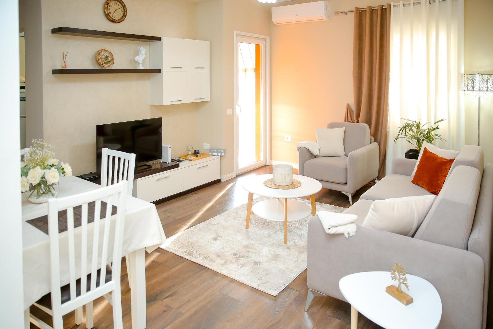 ShkodërCasa Di Besarbアパートメント エクステリア 写真