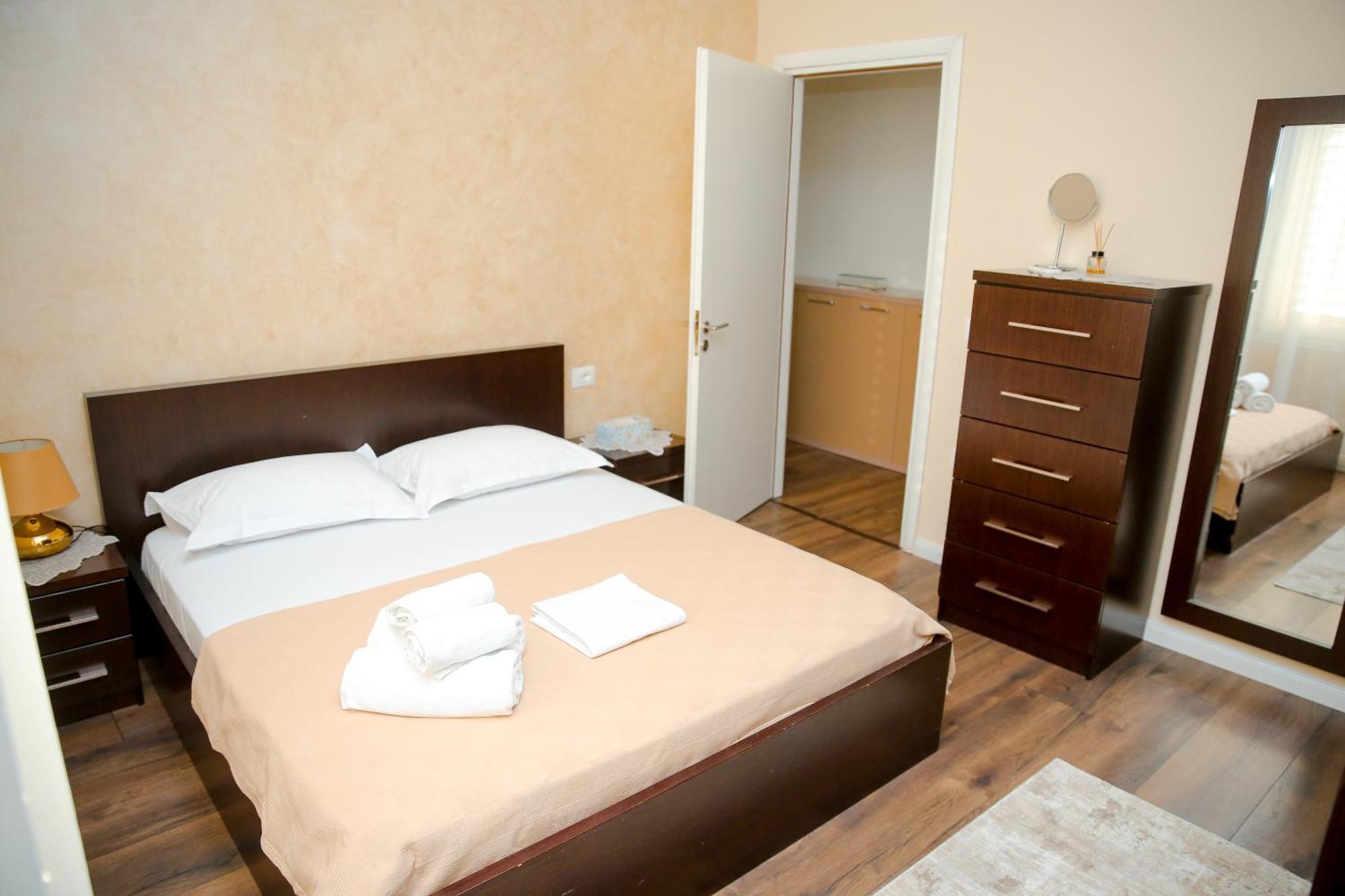 ShkodërCasa Di Besarbアパートメント エクステリア 写真
